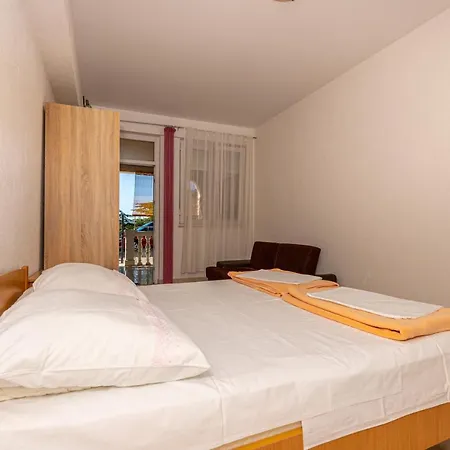Apartmani Loki Dramalj Exterior foto