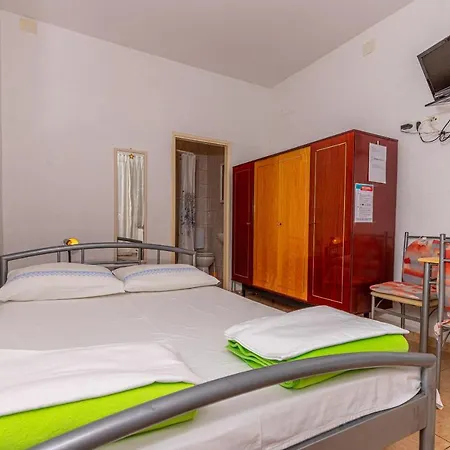 Apartmani Loki Dramalj Exterior foto