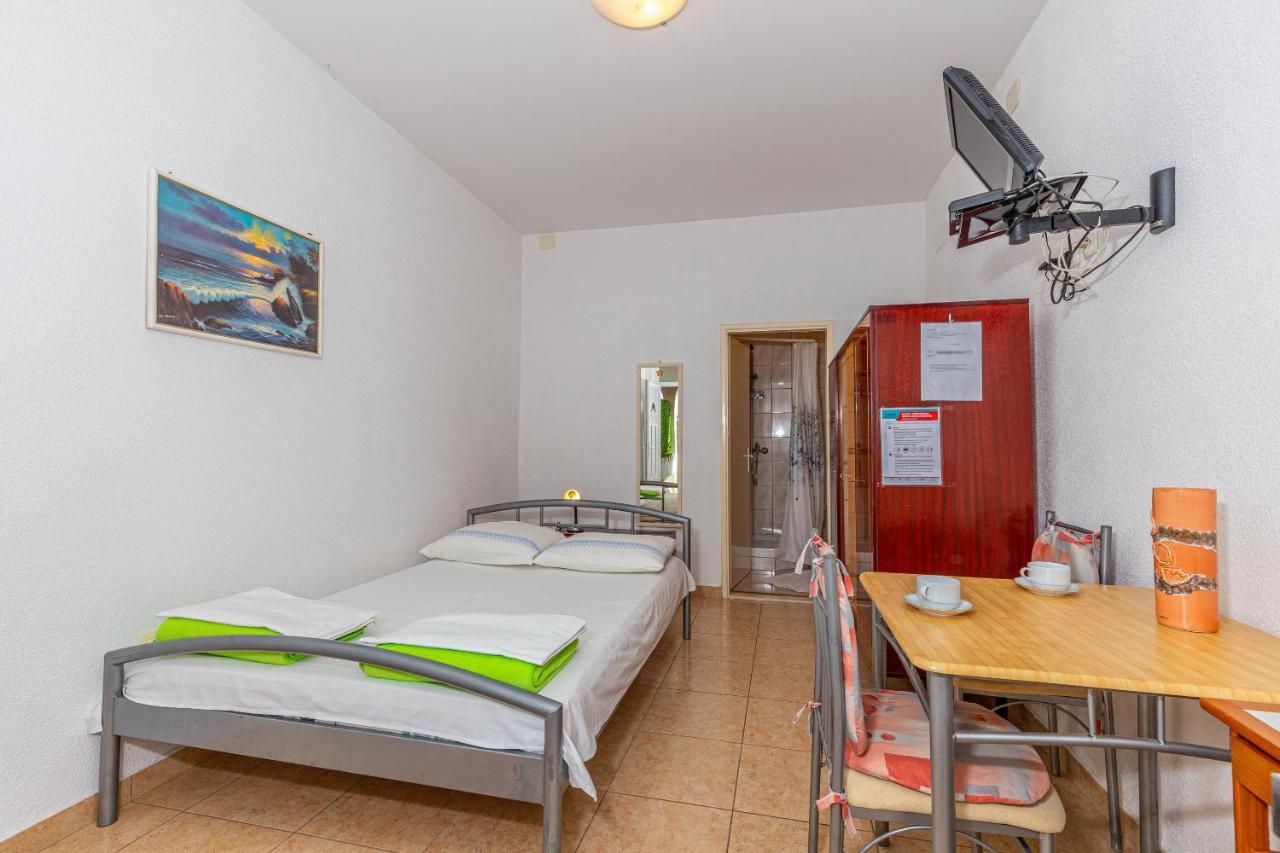 Loki Apartment *